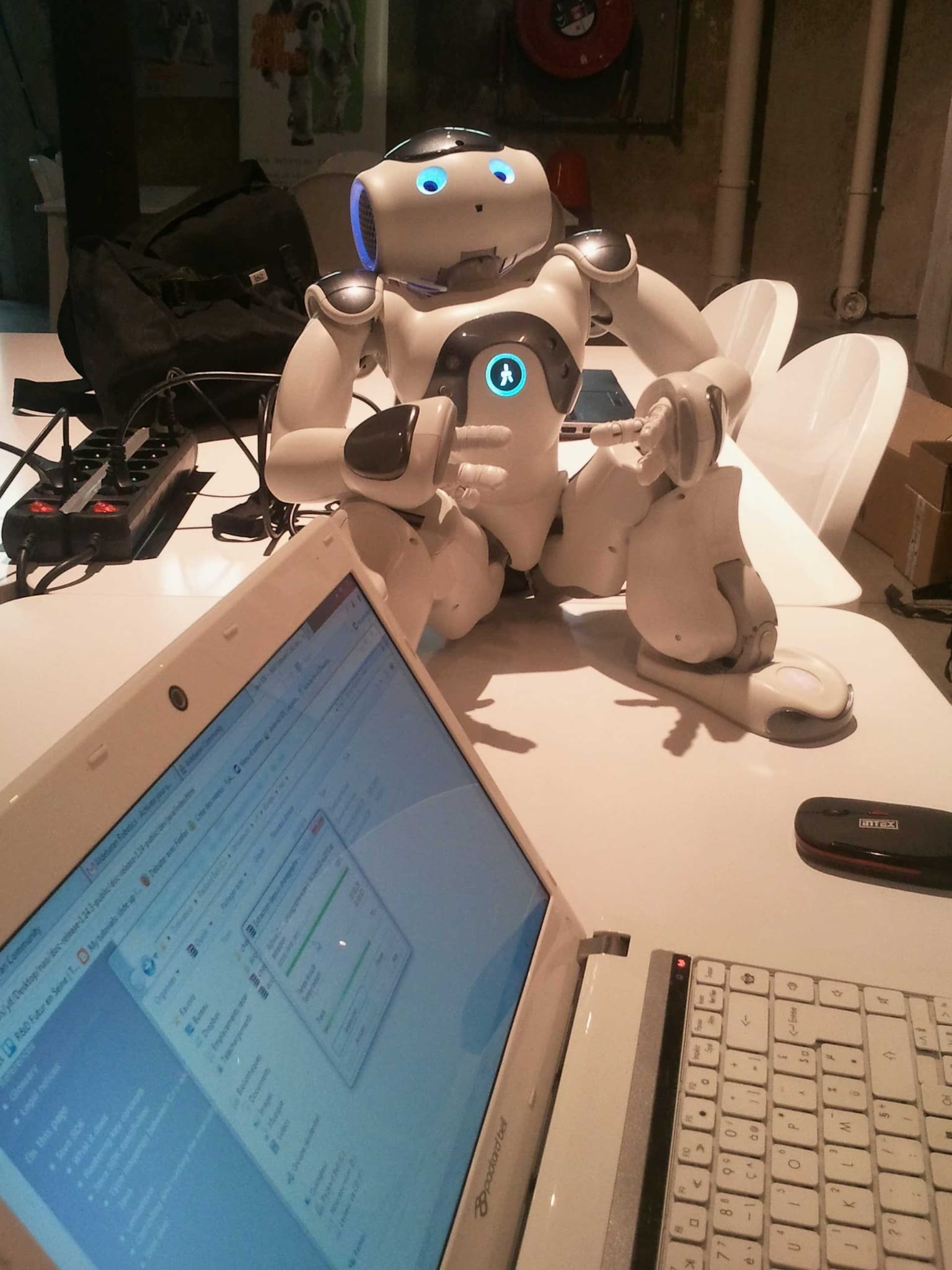 Smartly.AI avec le robot NAO en 2015